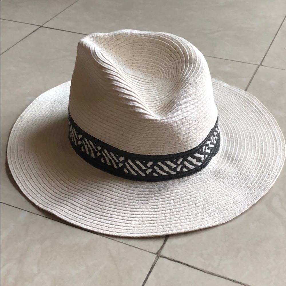Zara White Brim Floppy Hat